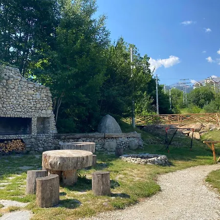 Luxury Private In Paradiso 반스코